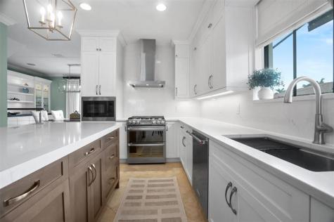 72 NW Chaucer Lane Boca Raton FL 33432