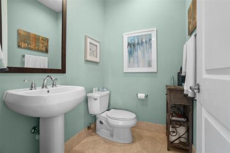 72 NW Chaucer Lane Boca Raton FL 33432