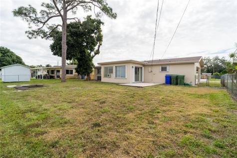 6771 SW 10th Court Pembroke Pines FL 33023