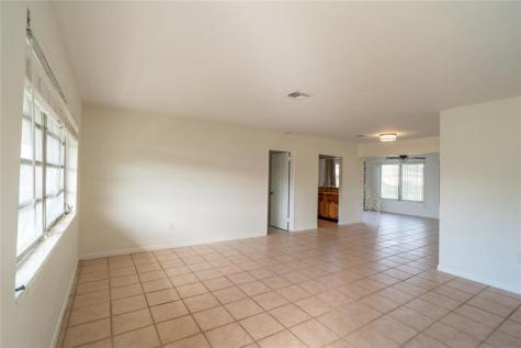 6771 SW 10th Court Pembroke Pines FL 33023