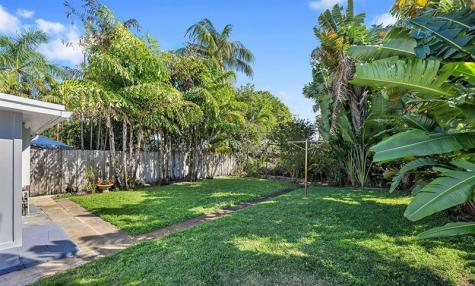 712 NE 34th Court Oakland Park FL 33334