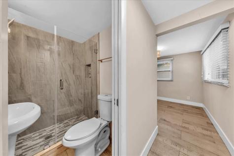 1835 Park Lane Fort Lauderdale FL 33315