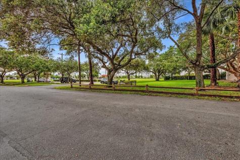 1835 Park Lane Fort Lauderdale FL 33315
