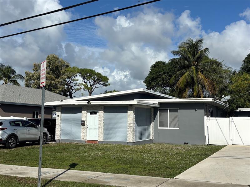 935 NE 33rd Street Oakland Park FL 33334