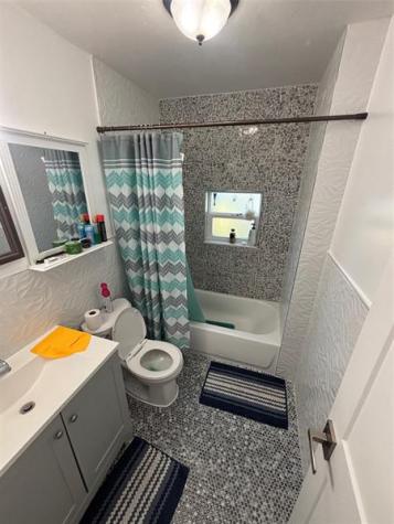 935 NE 33rd Street Oakland Park FL 33334