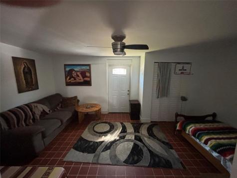 935 NE 33rd Street Oakland Park FL 33334