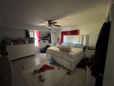 935 NE 33rd Street Oakland Park FL 33334