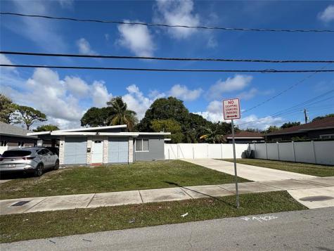 935 NE 33rd Street Oakland Park FL 33334