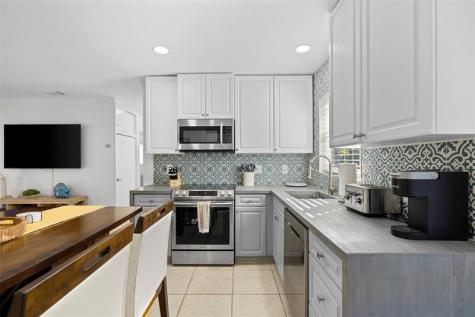 2601 NE 9th Terrace Wilton Manors FL 33334