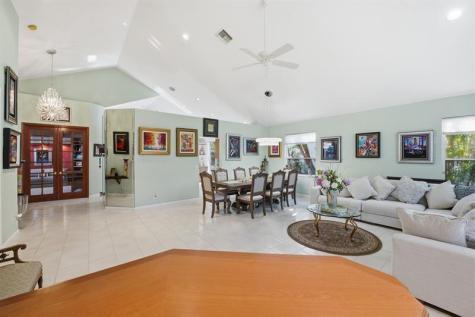 6441 Three Lakes Lane Boynton Beach FL 33437
