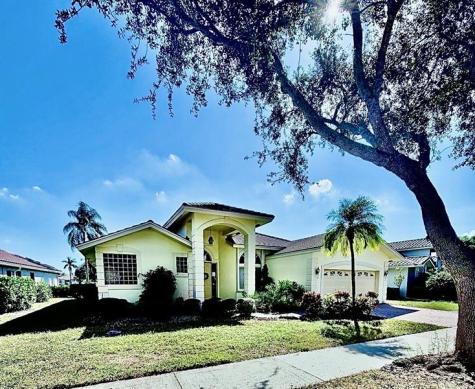 2800 Oakbrook Lane Weston FL 33332