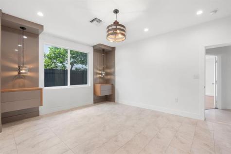 1498 NE 39th Street Oakland Park FL 33334