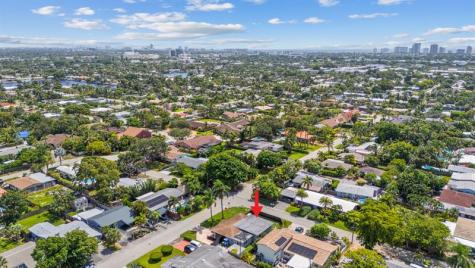 1498 NE 39th Street Oakland Park FL 33334