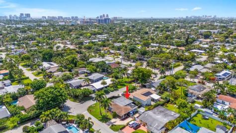 1498 NE 39th Street Oakland Park FL 33334