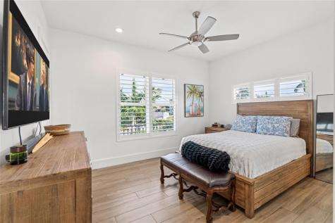 1580 SE 8th Street Deerfield Beach FL 33441