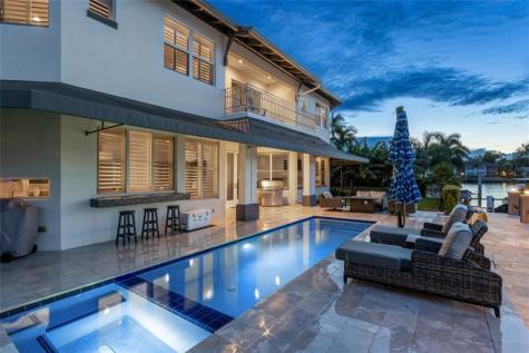 1580 SE 8th Street Deerfield Beach FL 33441