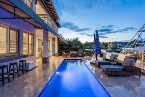 1580 SE 8th Street Deerfield Beach FL 33441