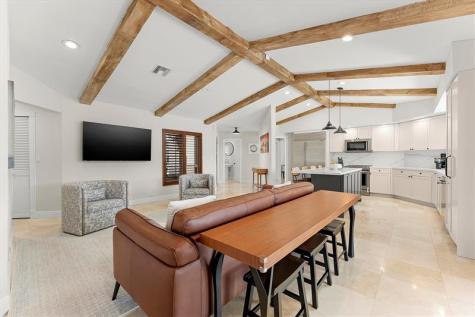 9881 SW 2nd Street Plantation FL 33324