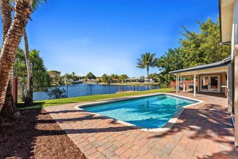9881 SW 2nd Street Plantation FL 33324