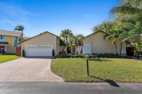 9881 SW 2nd Street Plantation FL 33324