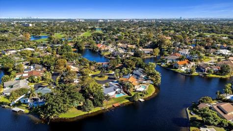 9881 SW 2nd Street Plantation FL 33324
