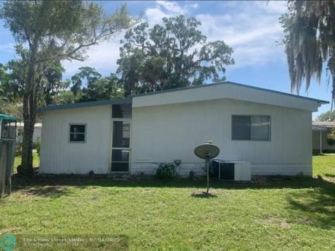 2219 NW 47th Circle Ocala FL 34482