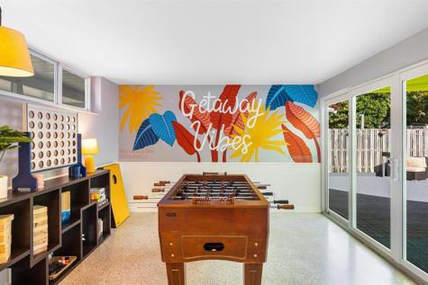 657 NW 30th Court Wilton Manors FL 33311