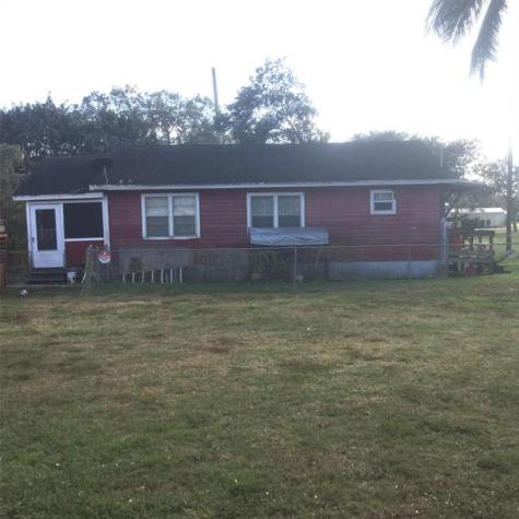 302 3RD Street Moore Haven FL 33471