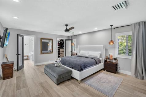 5330 SW 19th Street Plantation FL 33317