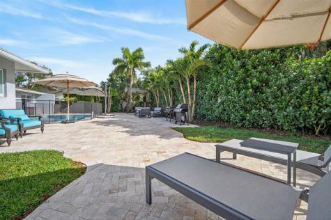 5330 SW 19th Street Plantation FL 33317