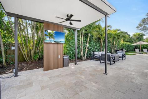 5330 SW 19th Street Plantation FL 33317