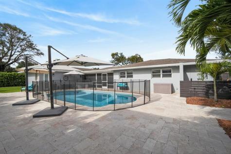 5330 SW 19th Street Plantation FL 33317