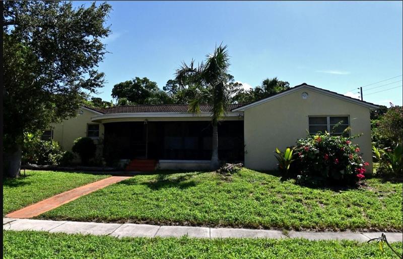 1124 Colonial Road Fort Pierce FL 34950