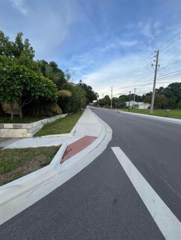 1124 Colonial Road Fort Pierce FL 34950