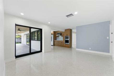 3420 NE 26th Avenue Lighthouse Point FL 33064