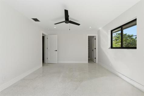 3420 NE 26th Avenue Lighthouse Point FL 33064