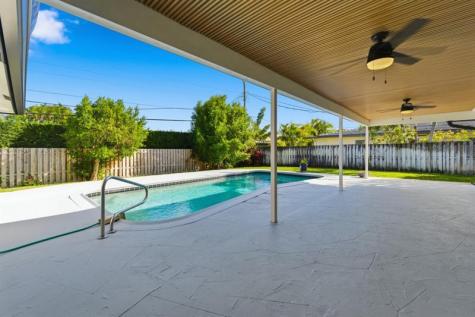 3420 NE 26th Avenue Lighthouse Point FL 33064