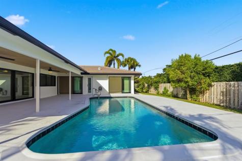 3420 NE 26th Avenue Lighthouse Point FL 33064