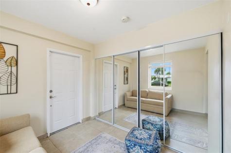 1009 Mango Isle Fort Lauderdale FL 33315