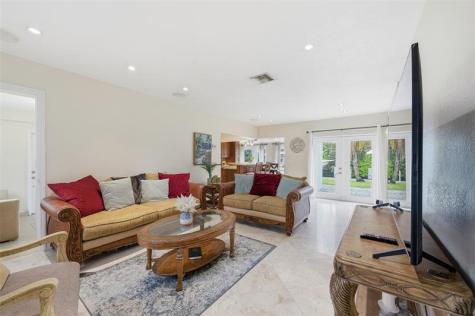 1009 Mango Isle Fort Lauderdale FL 33315