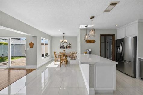 2120 NE 31st Street Lighthouse Point FL 33064