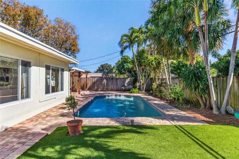 2120 NE 31st Street Lighthouse Point FL 33064