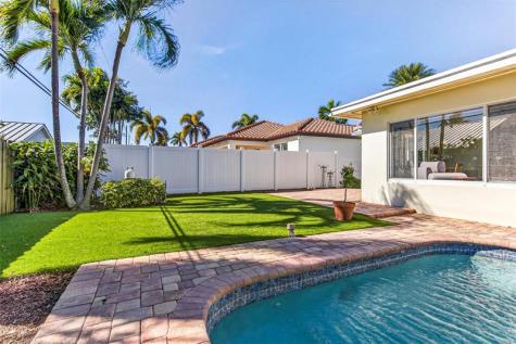 2120 NE 31st Street Lighthouse Point FL 33064
