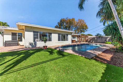 2120 NE 31st Street Lighthouse Point FL 33064