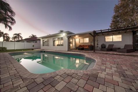 2120 NE 31st Street Lighthouse Point FL 33064