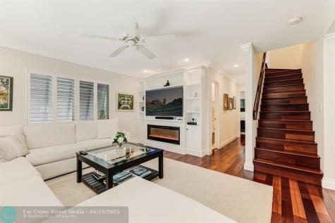 2140 NE 24th Street Wilton Manors FL 33305