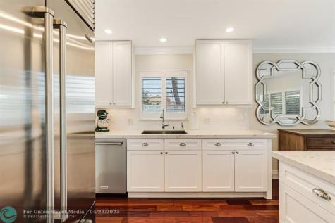 2140 NE 24th Street Wilton Manors FL 33305