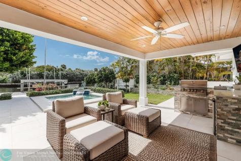 2140 NE 24th Street Wilton Manors FL 33305