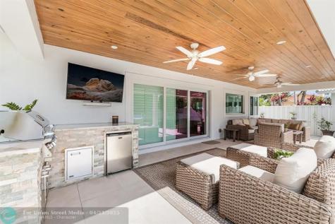 2140 NE 24th Street Wilton Manors FL 33305