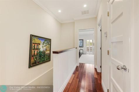 2140 NE 24th Street Wilton Manors FL 33305